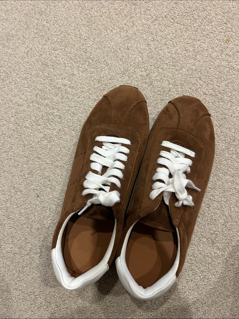 Women Brown Suede Casual Lace-Up Sneakers like new!